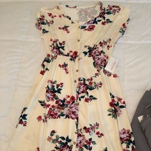 NWT floral, boutique style dress, size L